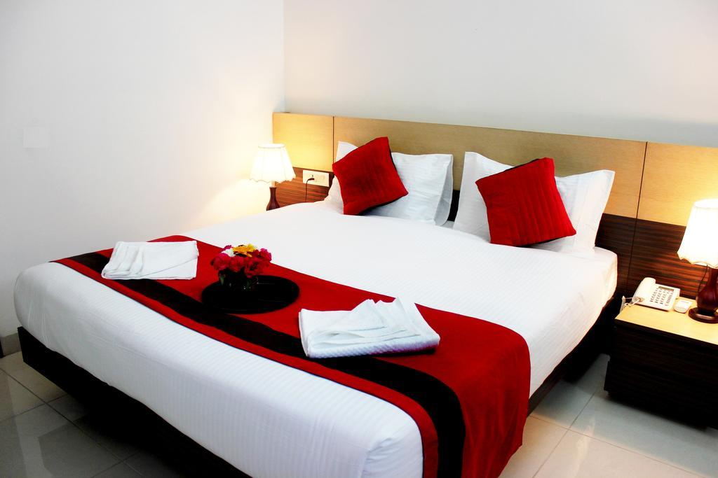 Hotel O Cyber Inn Gurgaon Room photo