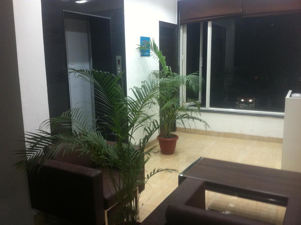 Hotel O Cyber Inn Gurgaon Exterior photo